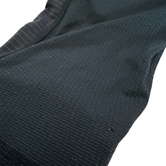 Lululemon InStride Crop Leggings Black Pinstripe Mesh Panel Size 12 - Picture 6 of 15